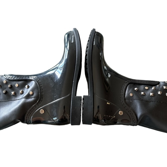 STUART WEITZMAN WOMENS BLACK LEATHER STUDS RAIN BOOTS - Picture 3 of 6